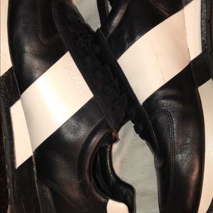 Size 11 men’s PRADA dress shoes.